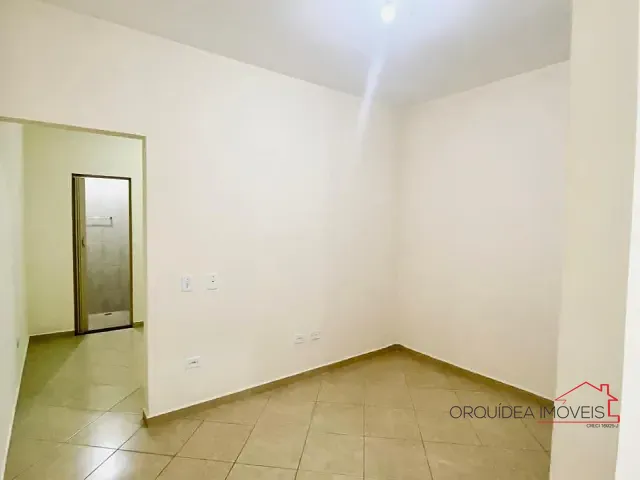 Casa com 40m² 1 quarto e 1 banheiro, para alugar, no bairro Vila Marte em São Paulo