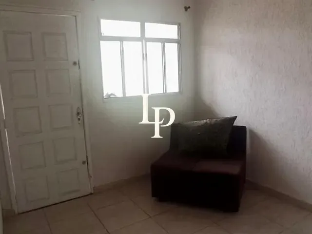 Casa com 55m² 2 quartos e 1 banheiro, para alugar, no bairro Vila Palmares em Santo André