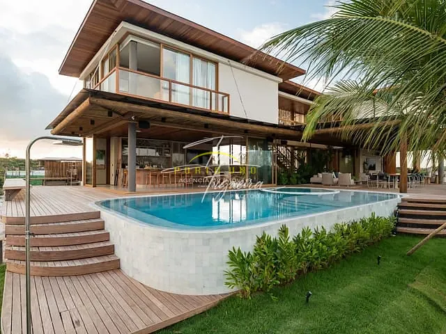 Casa 6 quartos e 7 banheiros, à venda, no bairro Praia do Forte em Praia do Forte (Mata de São João)