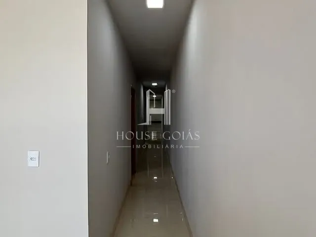 Casa com 185m² 3 quartos e 2 banheiros, à venda, no bairro Jardim Helvécia em Aparecida de Goiânia