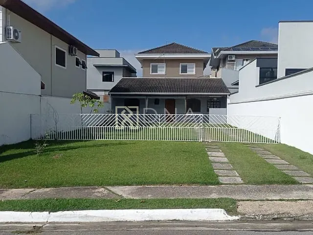 Casa com 280m² 1 quarto e 1 banheiro, para alugar, no bairro Urbanova V em São José dos Campos