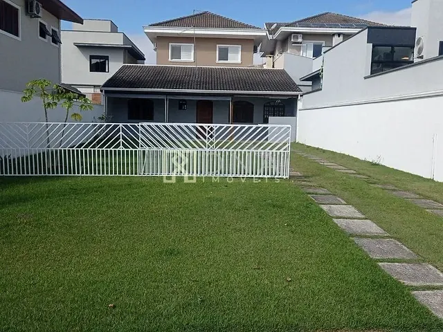 Casa com 280m² 1 quarto e 1 banheiro, para alugar, no bairro Urbanova V em São José dos Campos