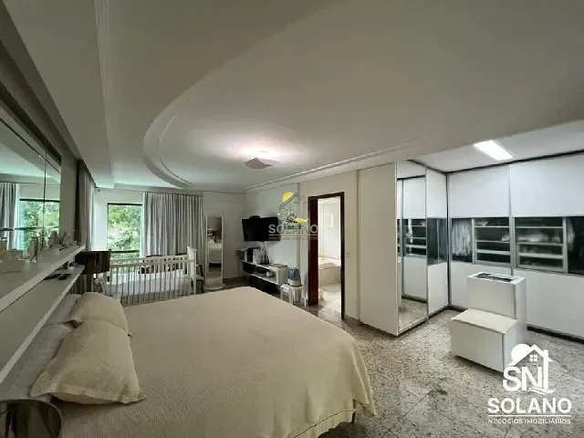 Casa com 473m² 4 quartos e 6 banheiros, à venda, no bairro Loteamento Portal do Sol I em Goiânia