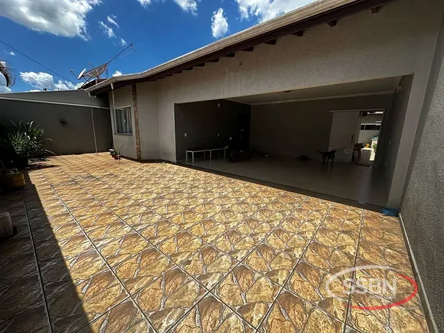 Casa com 300m² 3 quartos e 3 banheiros, à venda, no bairro Jardim Marajoara em Nova Odessa
