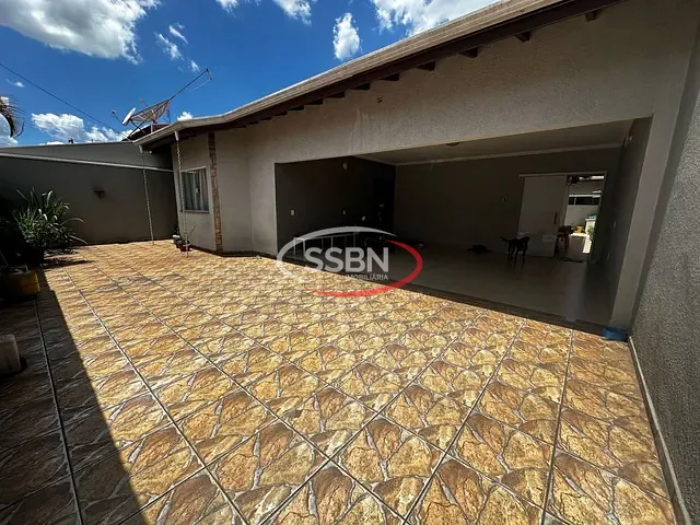 Casa com 300m² 3 quartos e 3 banheiros, à venda, no bairro Jardim Marajoara em Nova Odessa