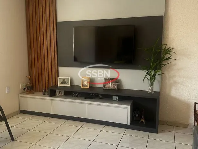 Casa com 300m² 3 quartos e 3 banheiros, à venda, no bairro Jardim Marajoara em Nova Odessa