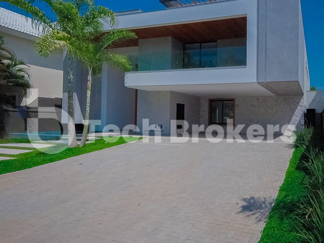 Casa com 943m² 5 quartos e 7 banheiros, à venda, no bairro Barra da Tijuca em Rio de Janeiro