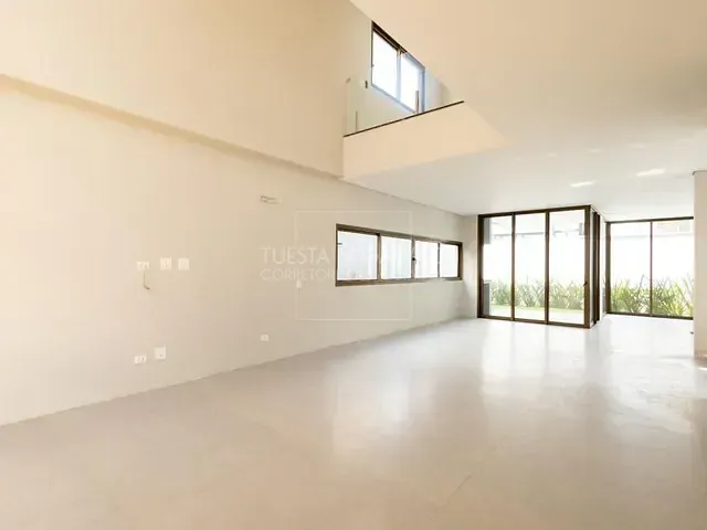 Casa com 290m² 4 quartos e 4 banheiros, à venda, no bairro São Braz em Curitiba
