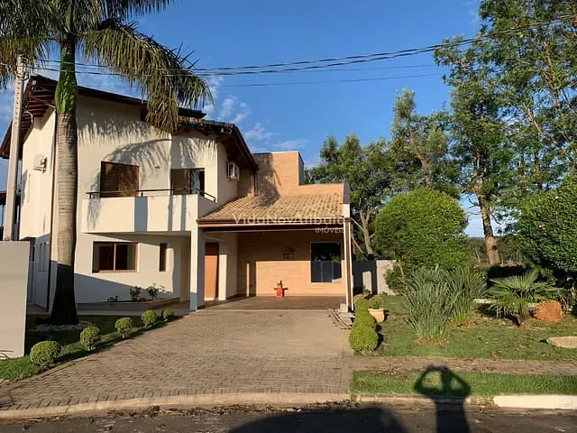 Casa com 600m² 3 quartos e 5 banheiros, à venda, no bairro Usina em Atibaia