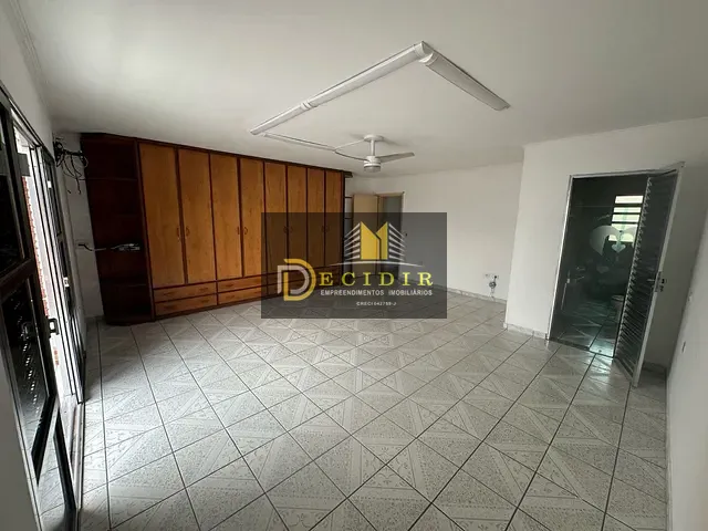 Casa com 273m², à venda ou para alugar, no bairro Jardim Maia em São Paulo