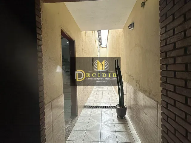 Casa com 273m², à venda ou para alugar, no bairro Jardim Maia em São Paulo