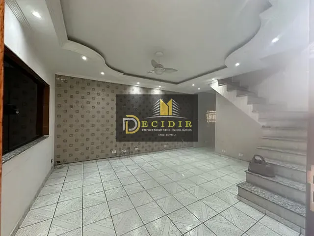 Casa com 273m², à venda ou para alugar, no bairro Jardim Maia em São Paulo