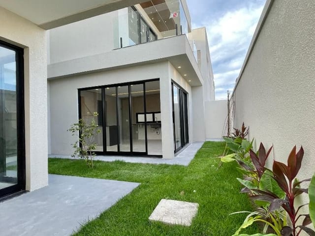 Casa com 200m² 3 quartos e 3 banheiros, à venda, no bairro Olhos d'Água em Barra dos Coqueiros