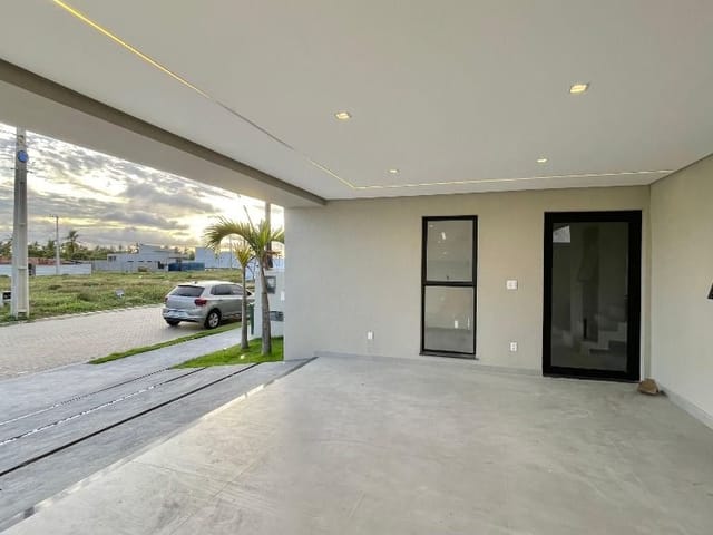 Casa com 200m² 3 quartos e 3 banheiros, à venda, no bairro Olhos d'Água em Barra dos Coqueiros