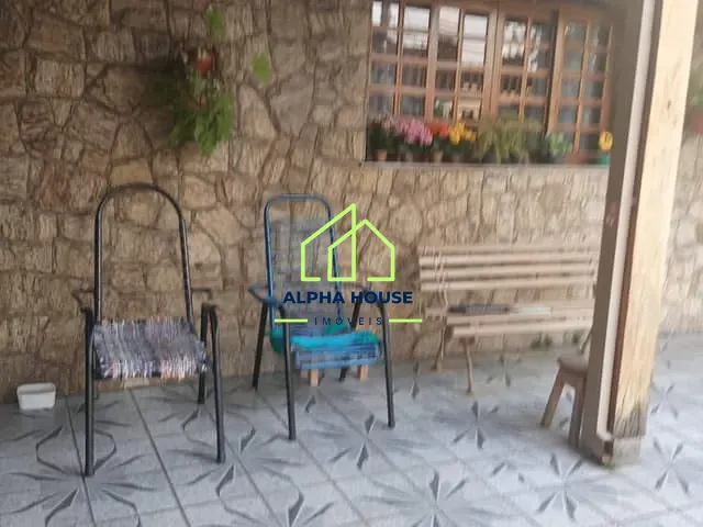 Casa 3 quartos e 1 banheiro, à venda, no bairro Maria Áurea em Pindamonhangaba