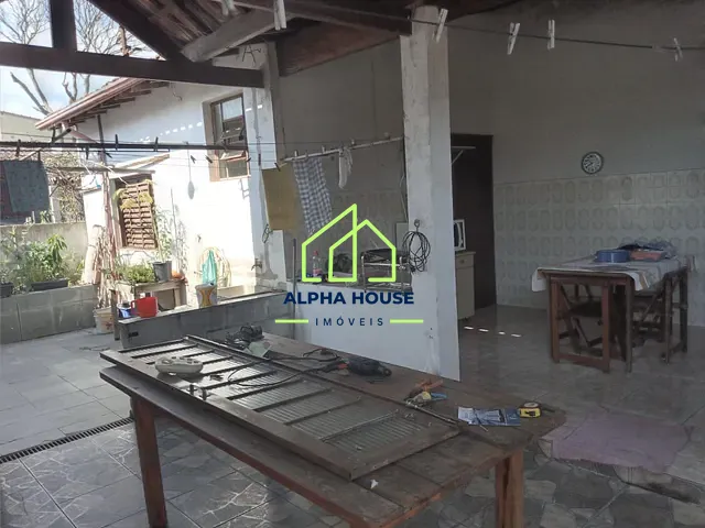 Casa 3 quartos e 1 banheiro, à venda, no bairro Maria Áurea em Pindamonhangaba