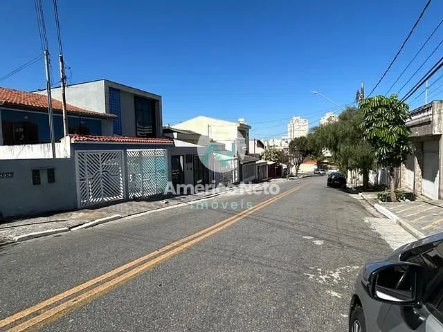 Casa com 210m² 2 quartos e 1 banheiro, à venda, no bairro Olímpico em São Caetano do Sul