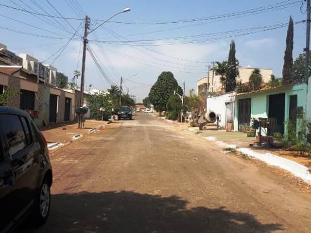Casa com 300m² 3 quartos e 3 banheiros, à venda, no bairro Residencial Parque Oeste em Goiânia