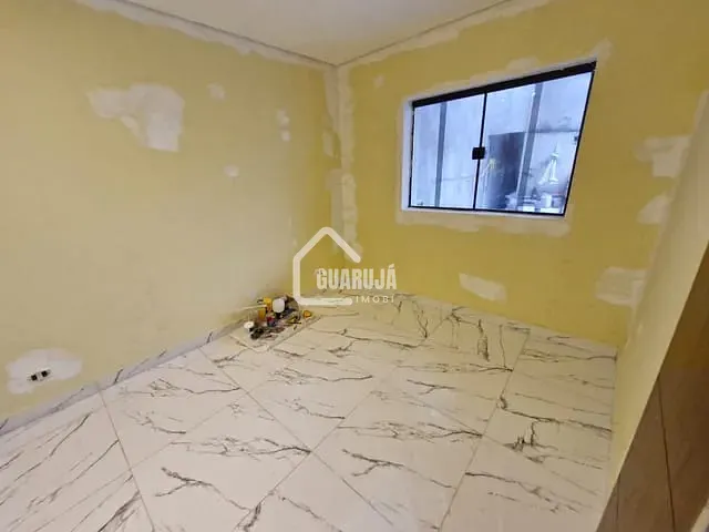 Casa com 75m² 2 quartos e 1 banheiro, à venda, no bairro Sítio Paecara (Vicente de Carvalho) em Guarujá