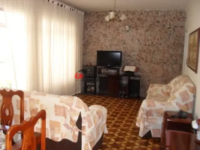 Casa com 224m² 2 quartos e 1 banheiro, à venda, no bairro Santa Maria em São Caetano do Sul