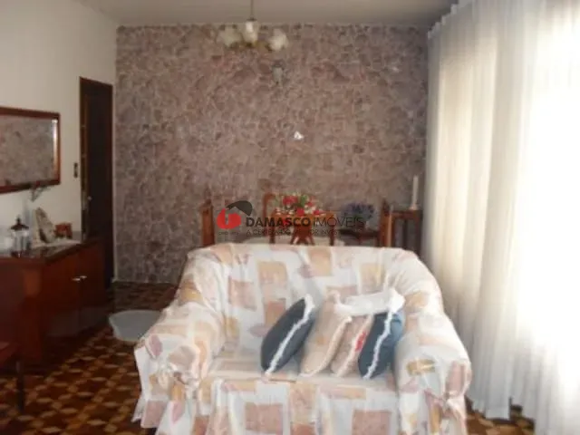 Casa com 224m² 2 quartos e 1 banheiro, à venda, no bairro Santa Maria em São Caetano do Sul