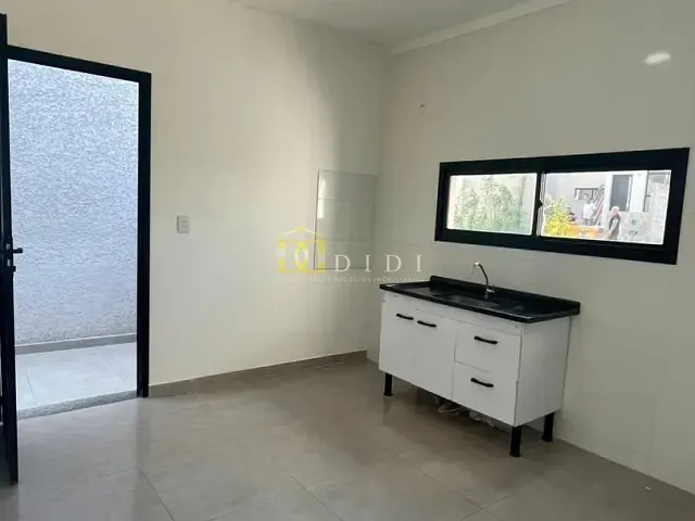 Casa 2 quartos e 2 banheiros, à venda, no bairro Jardim Tendá em Porto Feliz