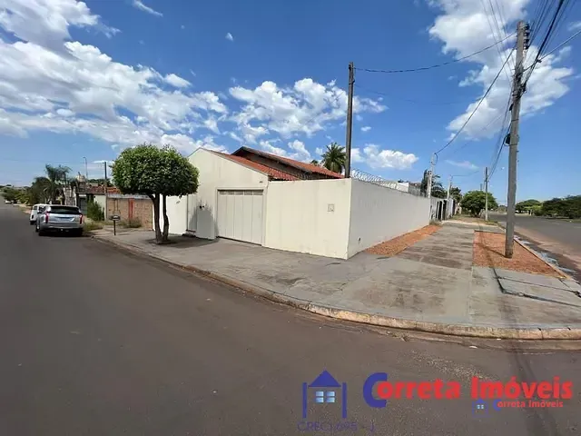 Casa 2 quartos e 1 banheiro, à venda, no bairro Jardim Primaveril em Três Lagoas