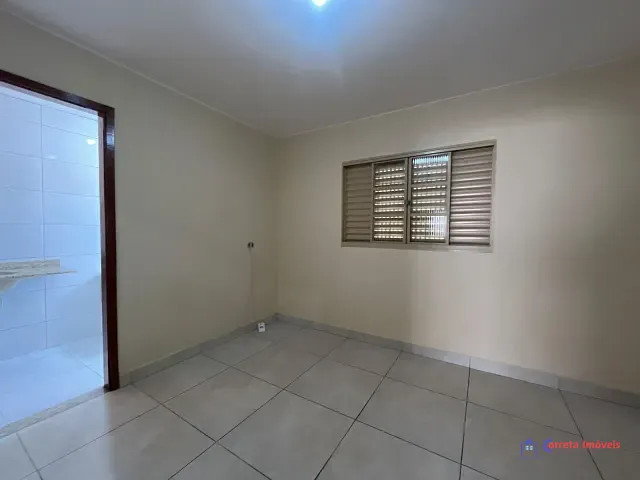 Casa 2 quartos e 1 banheiro, à venda ou para alugar, no bairro Jardim Primaveril em Três Lagoas