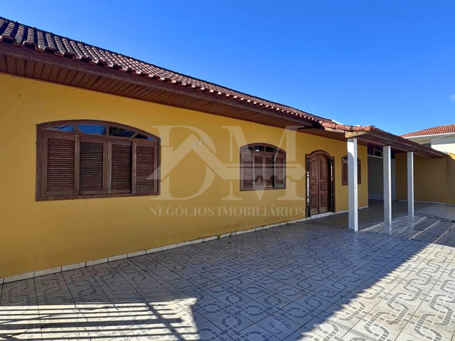Casa 3 quartos e 2 banheiros, para alugar, no bairro Cidade Alta em Jaguariaíva