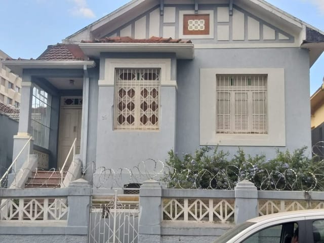 Foto do Casa - Casa central, resicencial ou comercial. | DOMINIO ZAGO IMOVEIS LTDA