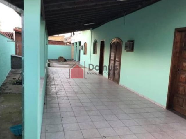Casa com 181m², à venda, no bairro Moreira César em Pindamonhangaba