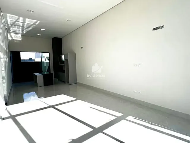 Casa com 200m² 3 quartos e 2 banheiros, à venda, no bairro Gleba Esperança em Londrina