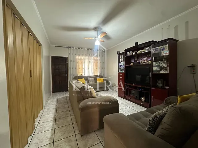Casa com 250m² 3 quartos e 2 banheiros, à venda, no bairro Jardim Europa I em Santa Bárbara D'Oeste