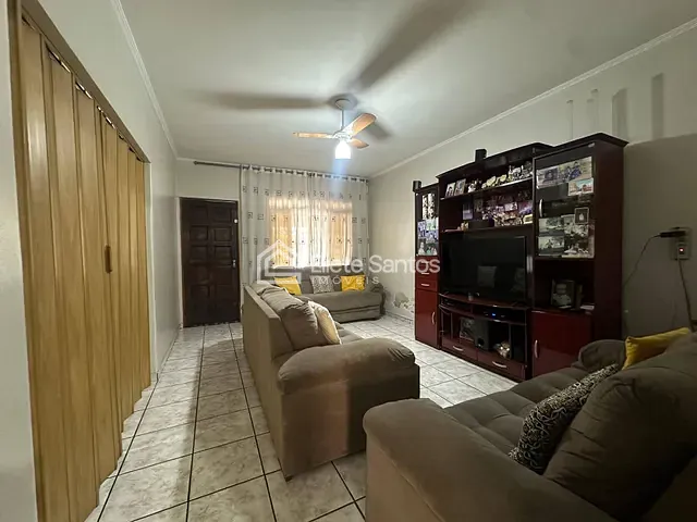Casa com 250m² 3 quartos e 2 banheiros, à venda, no bairro Jardim Europa I em Santa Bárbara D'Oeste