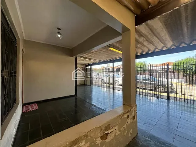 Casa com 250m² 3 quartos e 2 banheiros, à venda, no bairro Jardim Europa I em Santa Bárbara D'Oeste