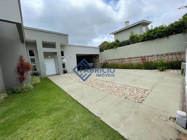 Casa com 1000m² 3 quartos e 5 banheiros, à venda, no bairro Recanto das Canjaranas em Vinhedo