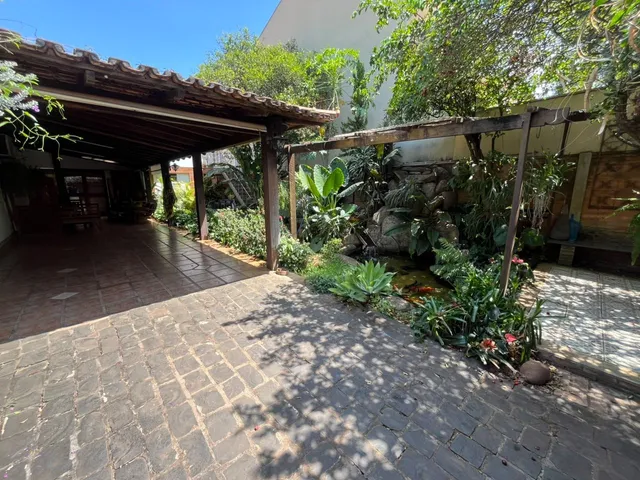 Casa com 1350m² 6 quartos e 4 banheiros, à venda, no bairro Setor Jaó em Goiânia