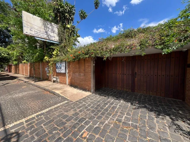 Casa com 1350m² 6 quartos e 4 banheiros, à venda, no bairro Setor Jaó em Goiânia