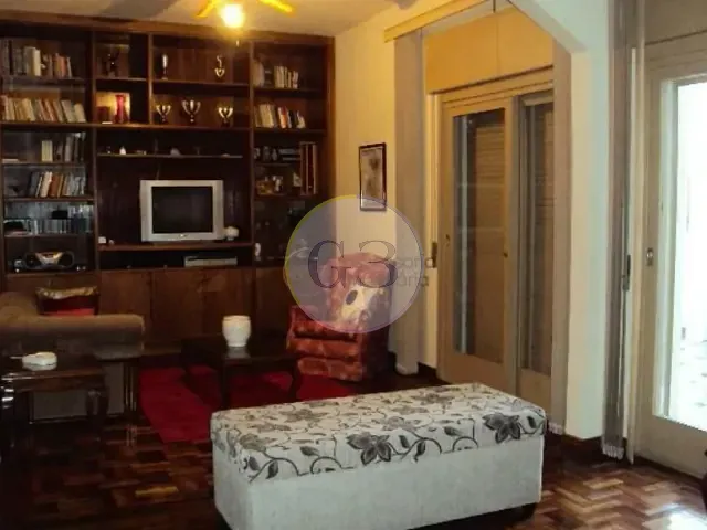 Casa 3 quartos e 5 banheiros, à venda, no bairro Centro em Pelotas