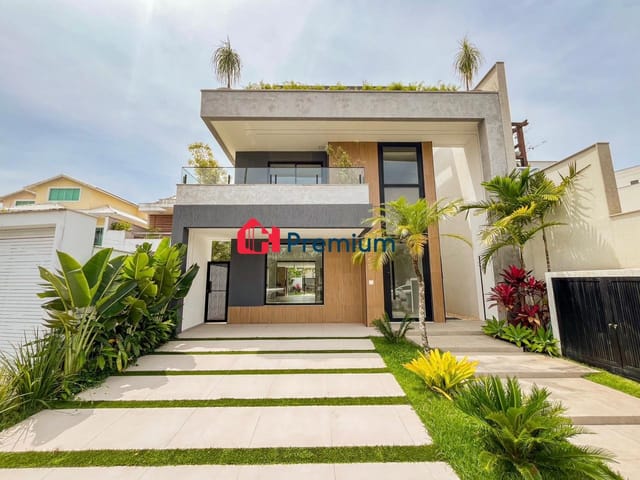 Casa 4 quartos e 6 banheiros, à venda, no bairro Recreio dos Bandeirantes em Rio de Janeiro