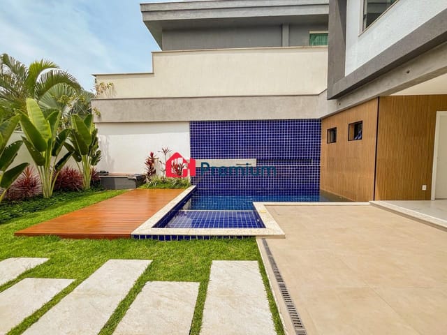 Casa 4 quartos e 6 banheiros, à venda, no bairro Recreio dos Bandeirantes em Rio de Janeiro