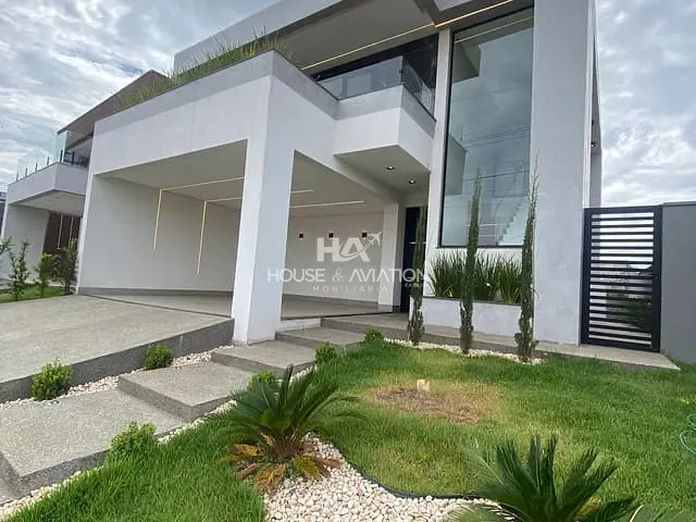 Casa com 268m² 3 quartos e 4 banheiros, à venda, no bairro Jardins Capri em Senador Canedo