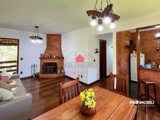 Casa com 1200m² 3 quartos e 3 banheiros, à venda, no bairro Mury em Nova Friburgo