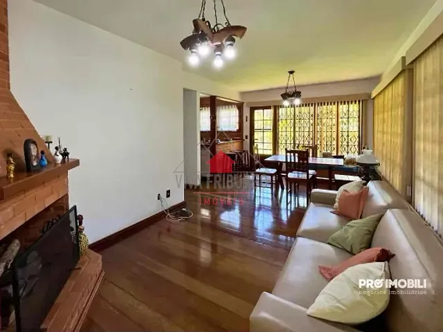 Casa com 1200m² 3 quartos e 3 banheiros, à venda, no bairro Mury em Nova Friburgo