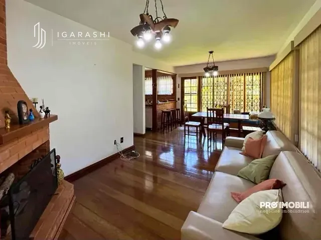 Casa com 1200m² 3 quartos e 3 banheiros, à venda, no bairro Mury em Nova Friburgo