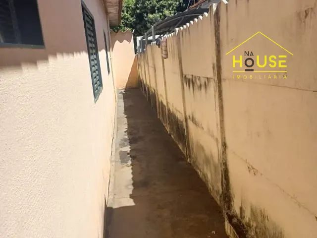 Casa com 203m², à venda, no bairro São João em Votuporanga