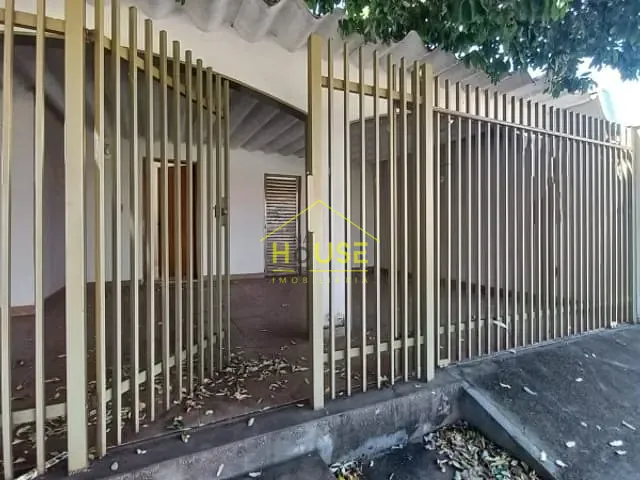 Casa com 203m², à venda, no bairro São João em Votuporanga