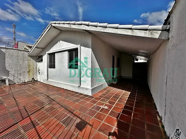 Casa 3 quartos e 2 banheiros, à venda, no bairro Parque São Jorge em Itapeva
