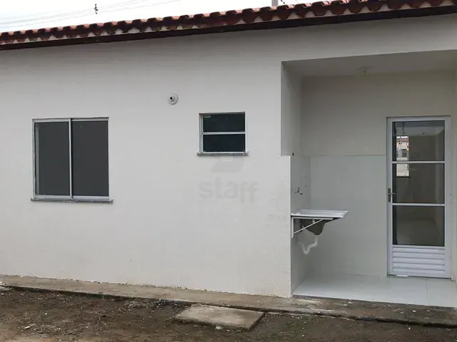 Casa 3 quartos e 1 banheiro, à venda, no bairro Oliveira Brito em Paulo Afonso