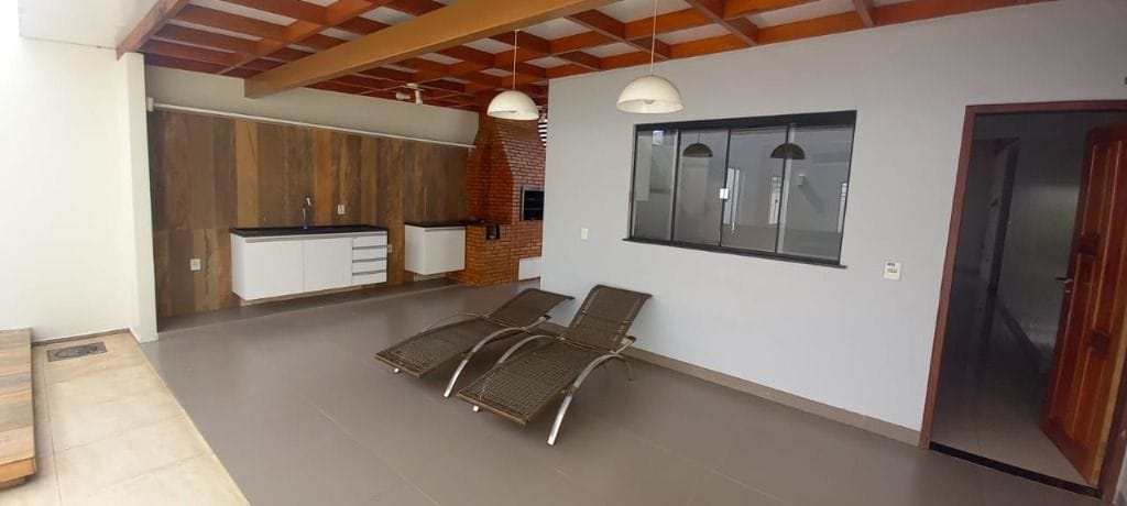 Casa à venda com 3 quartos, 200m² - Foto 12